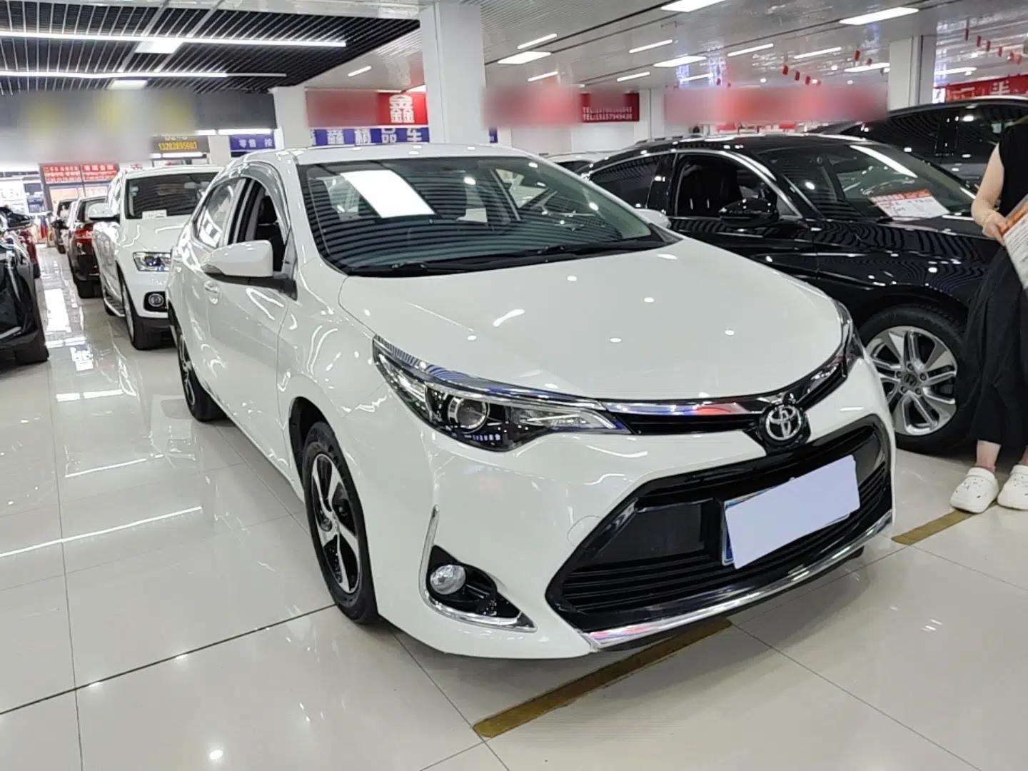 Toyota Levin 2017 Revised 1.8 GS CVT Elite Edition China V Standard — миниатюра 3