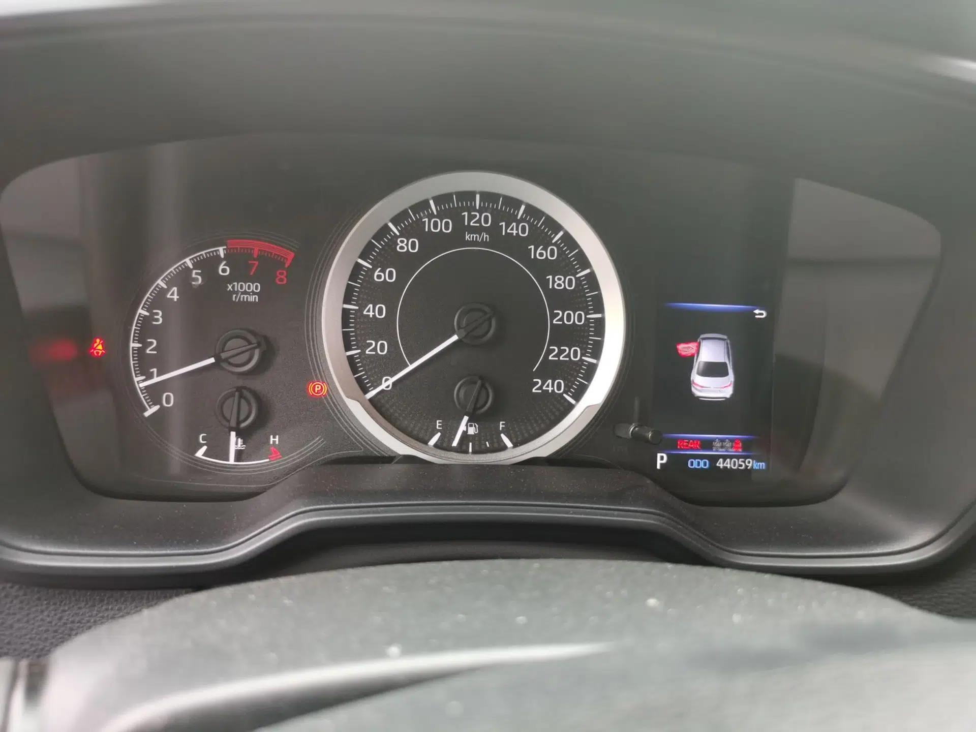 Toyota Levin 2019 185T CVT Luxury Edition China VI Standard — миниатюра 11