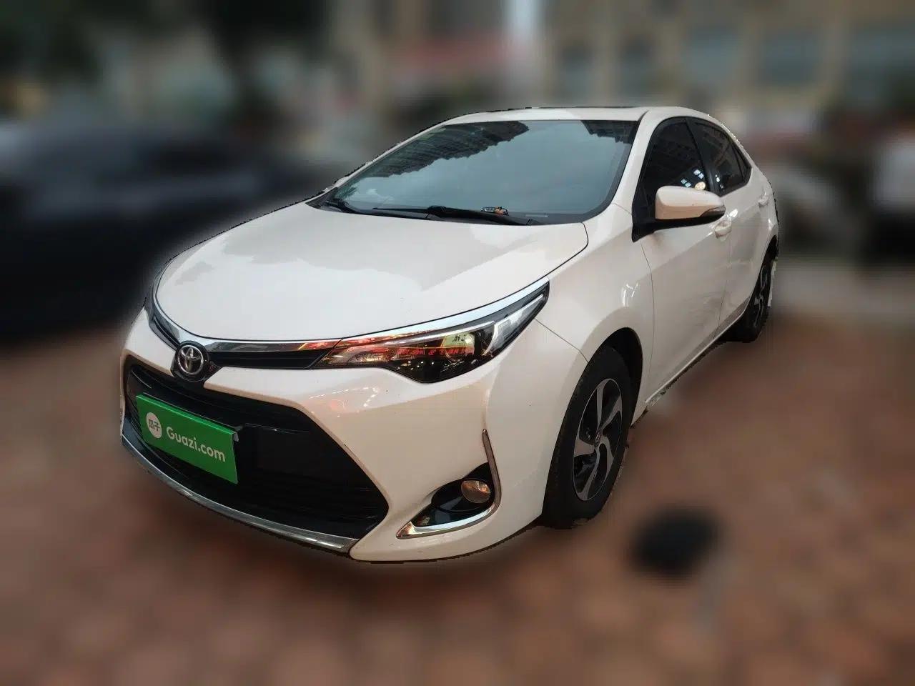 Toyota Levin 2018 185T CVT Luxury Edition — миниатюра 1