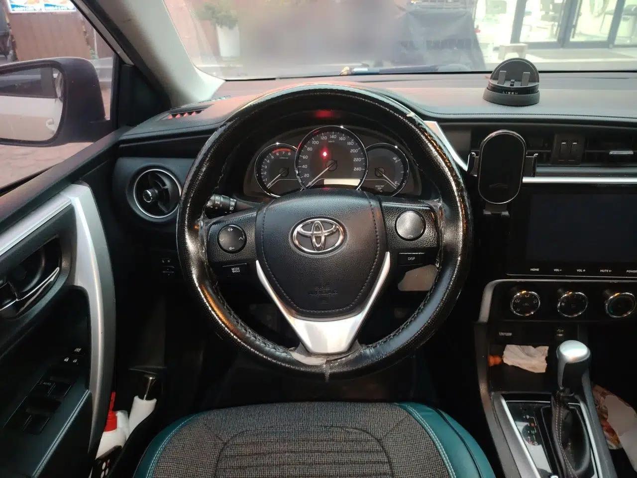 Toyota Levin 2018 185T CVT Luxury Edition — миниатюра 10