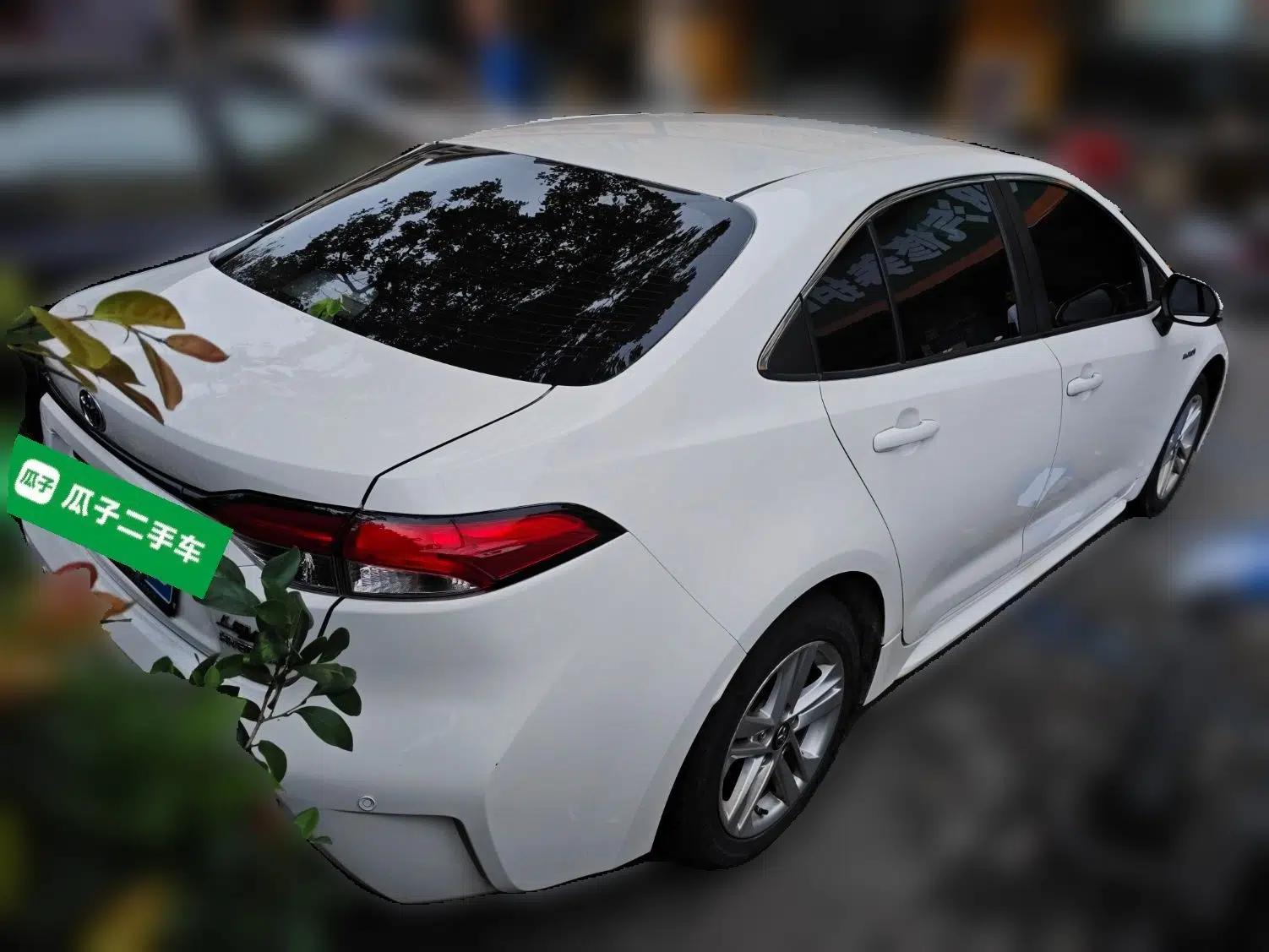 Toyota Levin 2021 Dual-Motor 1.8H E-CVT Leading Edition — миниатюра 6