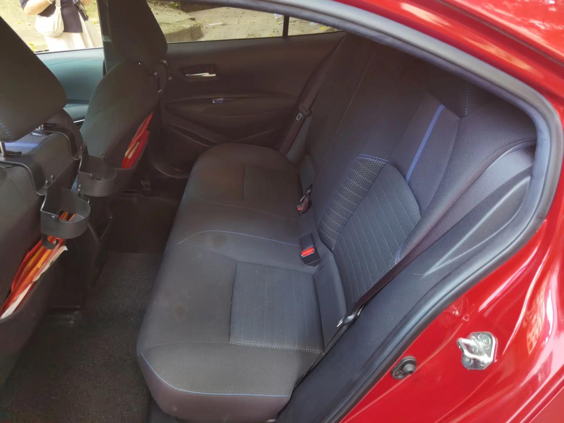 Toyota Levin 2019 Dual-Engine 1.8H E-CVT Sport Edition China VI Standard — миниатюра 17