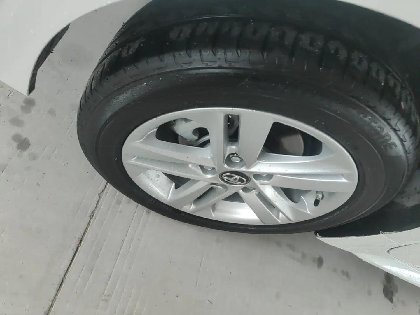 Toyota Levin 2021 Dual-Engine 1.8H E-CVT Luxury Edition — миниатюра 11