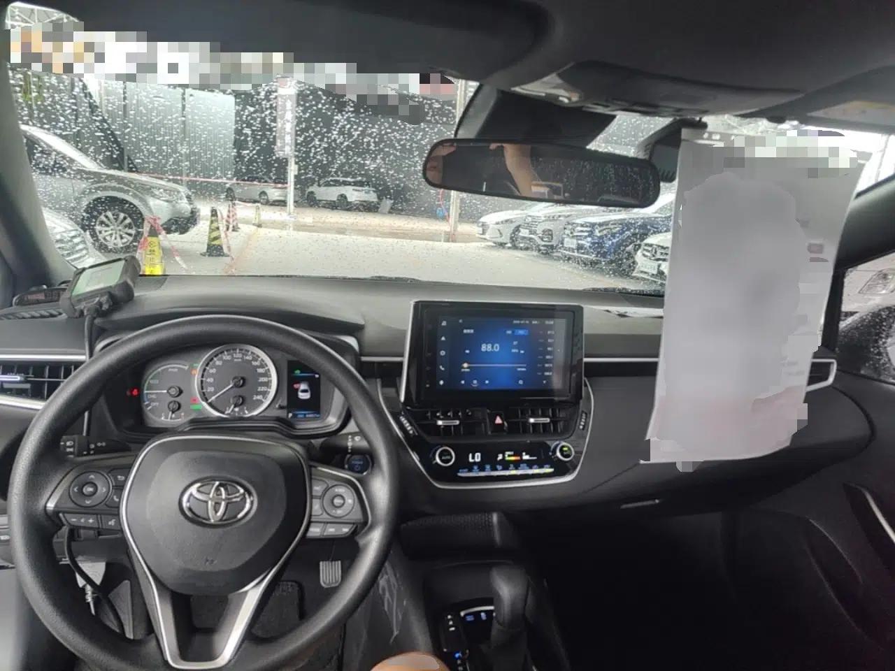 Toyota Levin 2021 Dual-Engine 1.8H E-CVT Luxury Edition — миниатюра 12