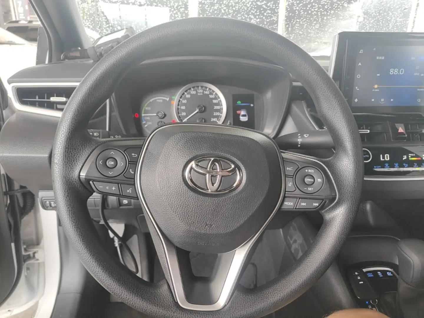 Toyota Levin 2021 Dual-Engine 1.8H E-CVT Luxury Edition — миниатюра 13