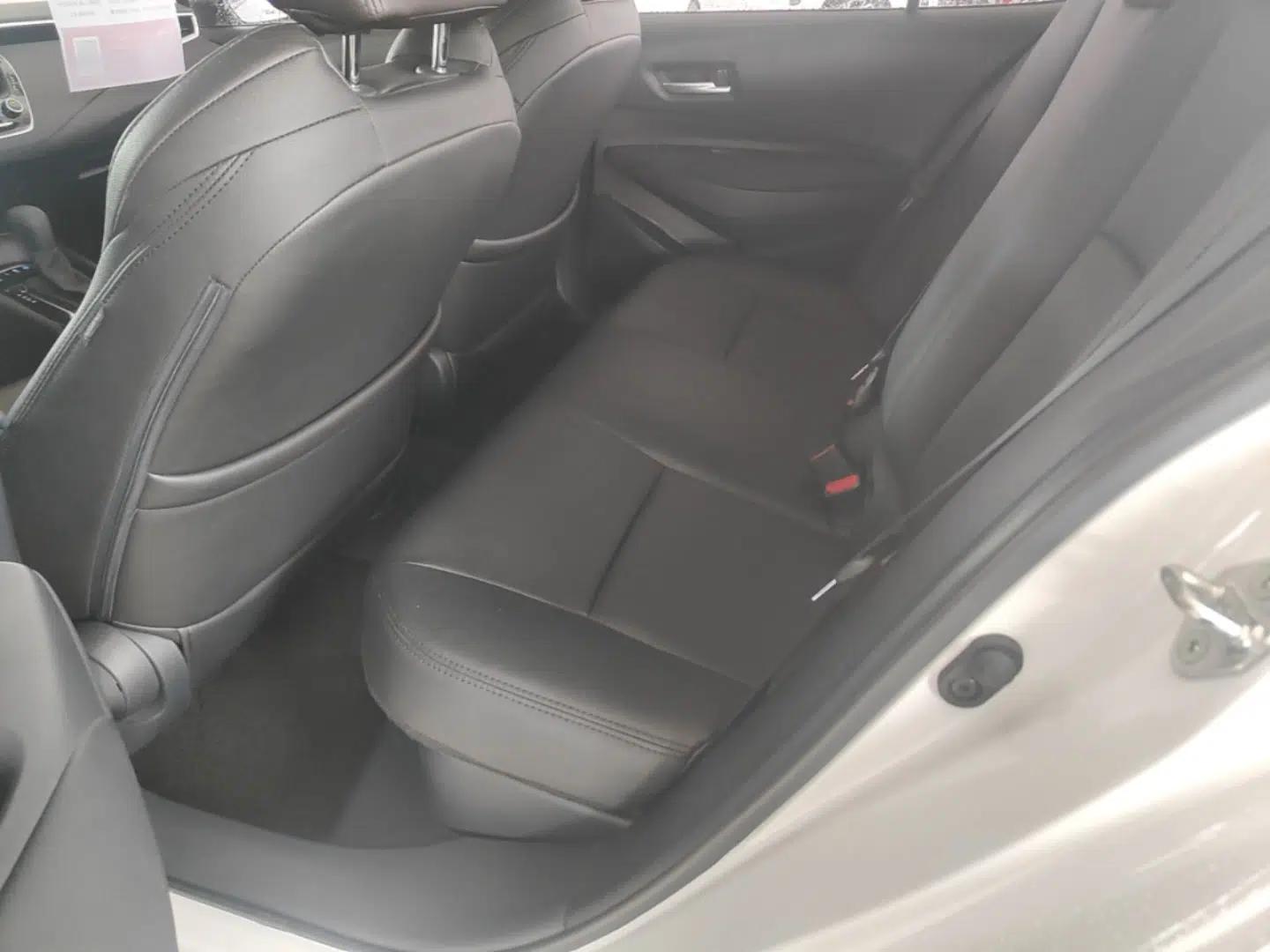 Toyota Levin 2021 Dual-Engine 1.8H E-CVT Luxury Edition — миниатюра 20