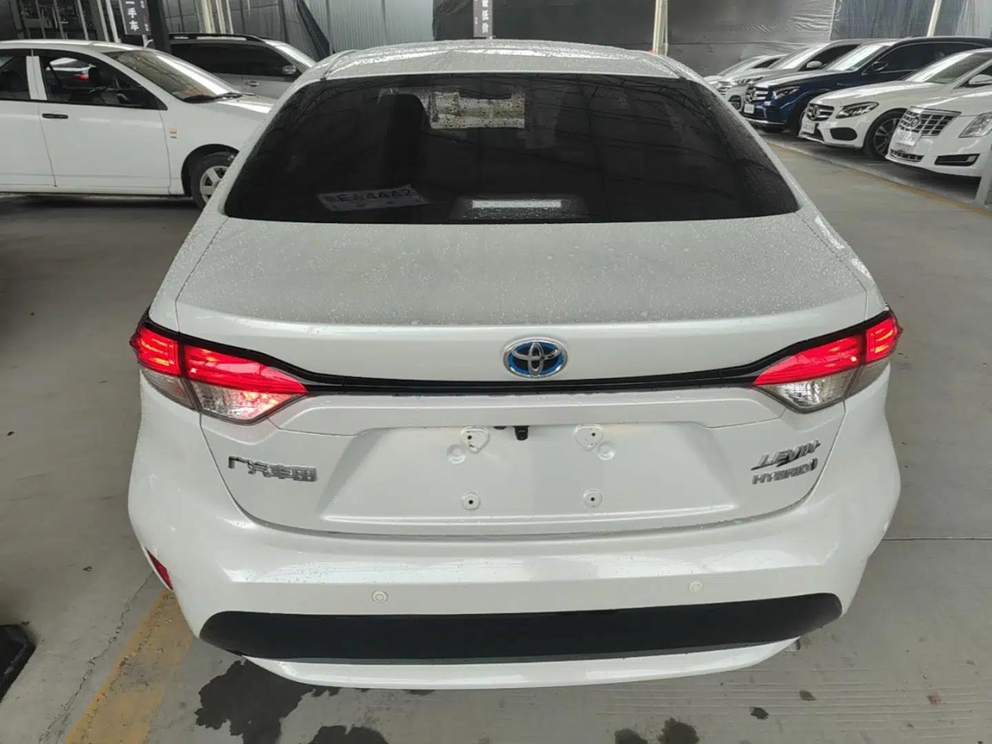 Toyota Levin 2021 Dual-Engine 1.8H E-CVT Luxury Edition — миниатюра 5