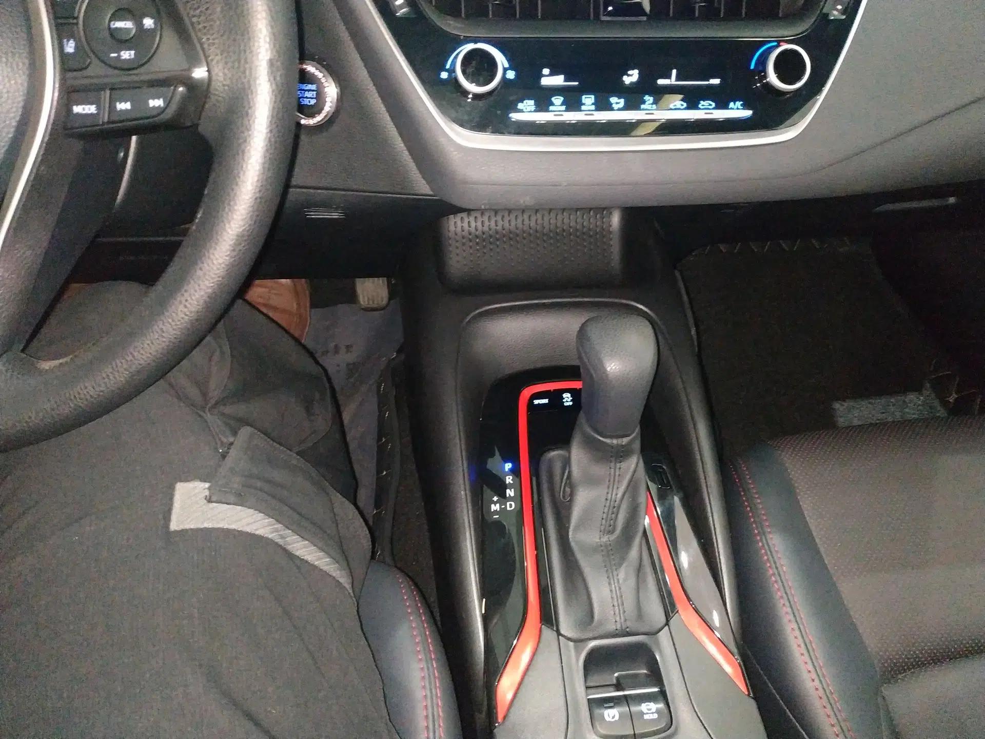 Toyota Levin 2021 185T CVT Sport Edition — миниатюра 16