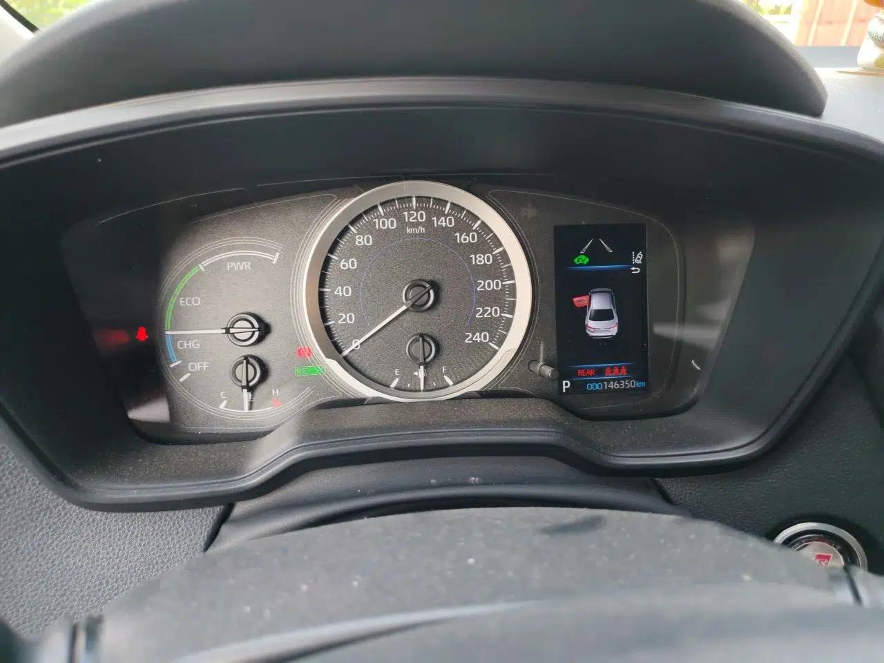 Toyota Levin 2021 Dual-Motor 1.8H E-CVT Sport Edition — миниатюра 11