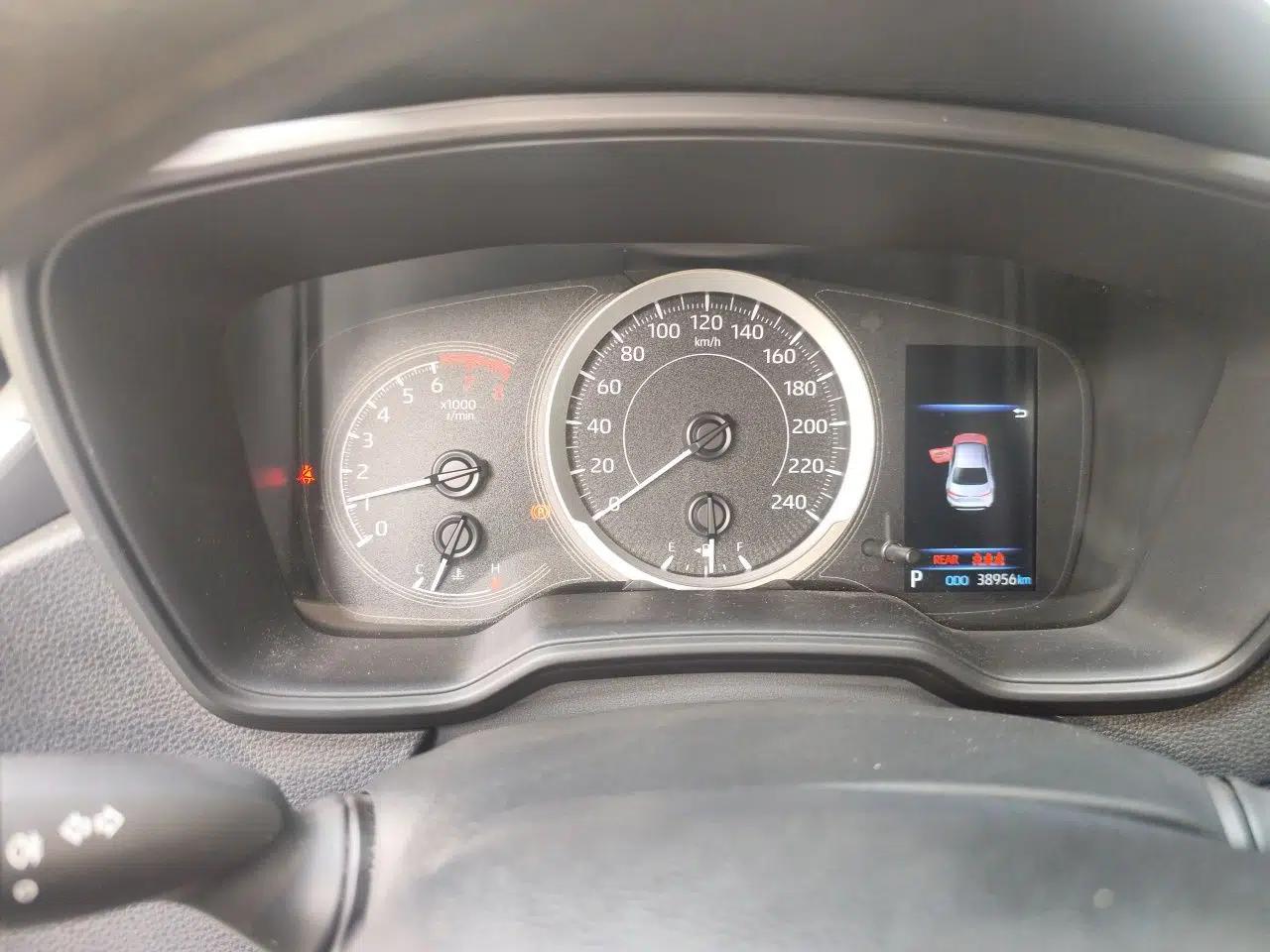 Toyota Levin 2022 185T CVT Luxury Edition — миниатюра 11