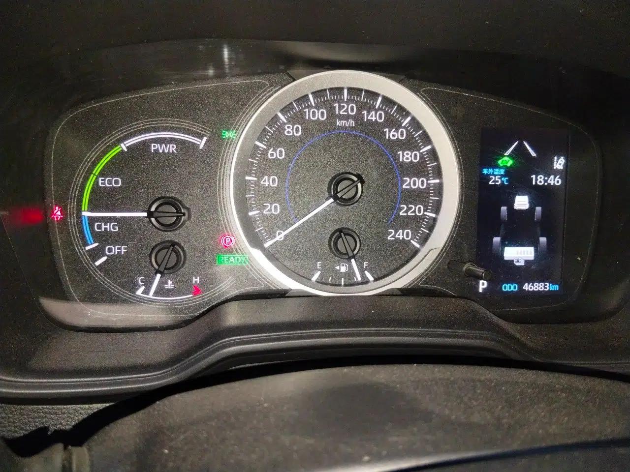 Toyota Levin 2022 Dual-Engine 1.8H E-CVT Luxury Edition — миниатюра 11