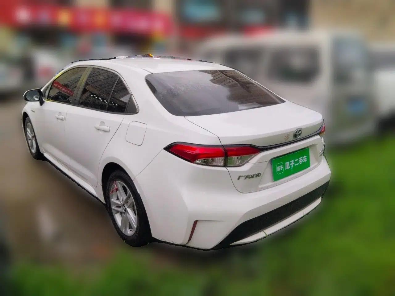 Toyota Levin 2022 Dual-Engine 1.8H E-CVT Luxury Edition — миниатюра 4