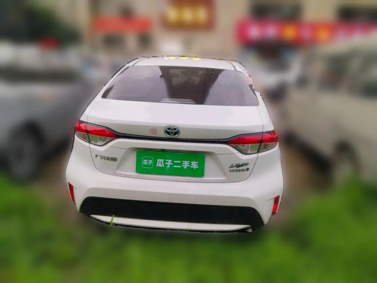 Toyota Levin 2022 Dual-Engine 1.8H E-CVT Luxury Edition — миниатюра 5