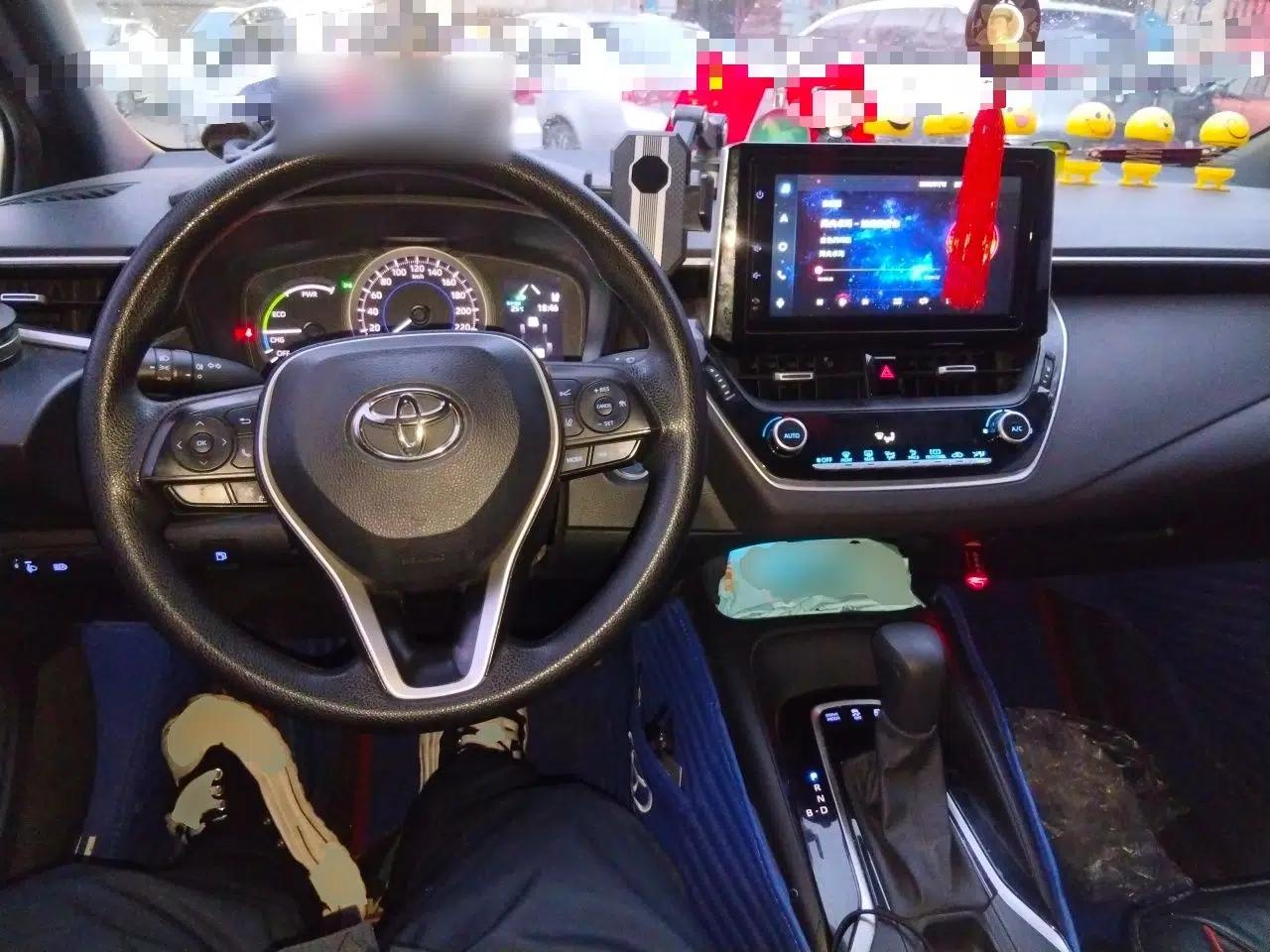 Toyota Levin 2022 Dual-Engine 1.8H E-CVT Luxury Edition — миниатюра 9