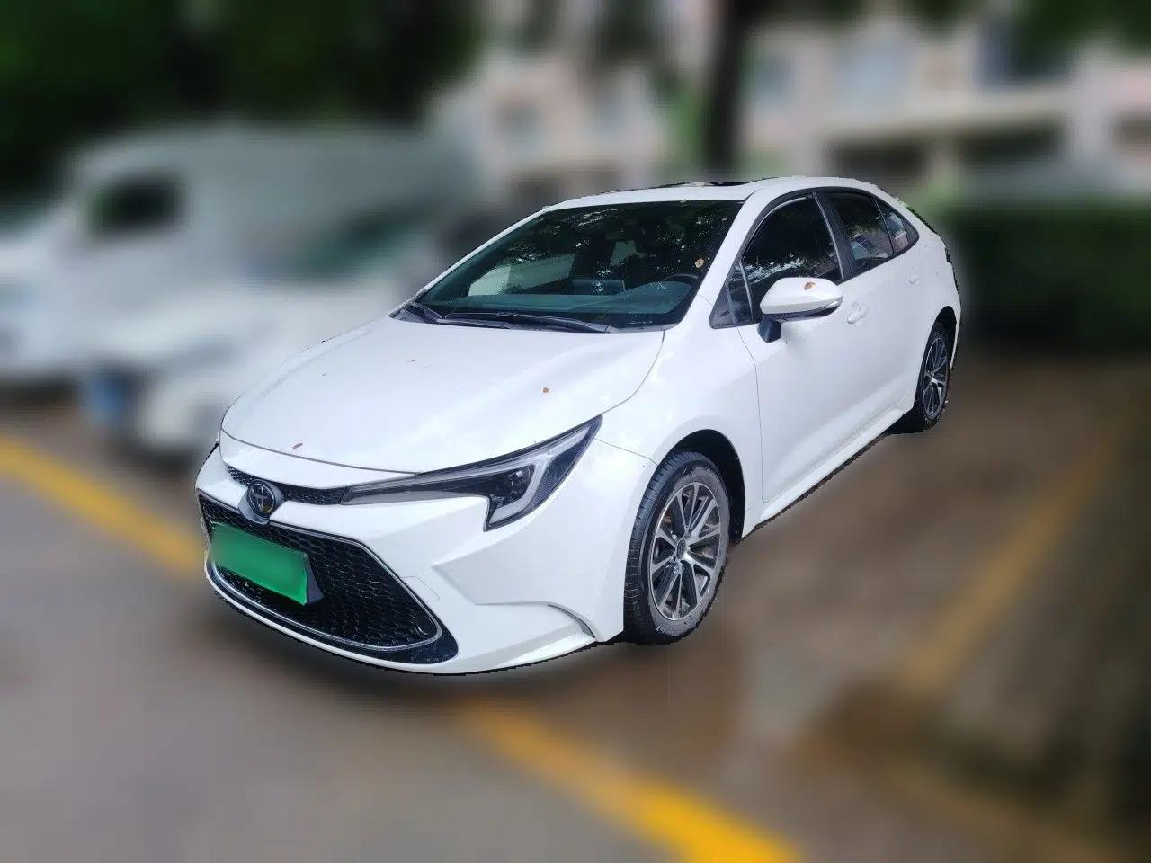 Toyota Levin 2024 185T CVT Luxury Edition — миниатюра 1
