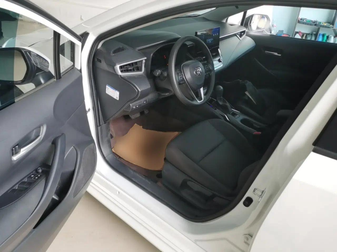 Toyota Levin 2023 Smart Electric Hybrid Dual-Engine 1.8L Leading Edition — миниатюра 18