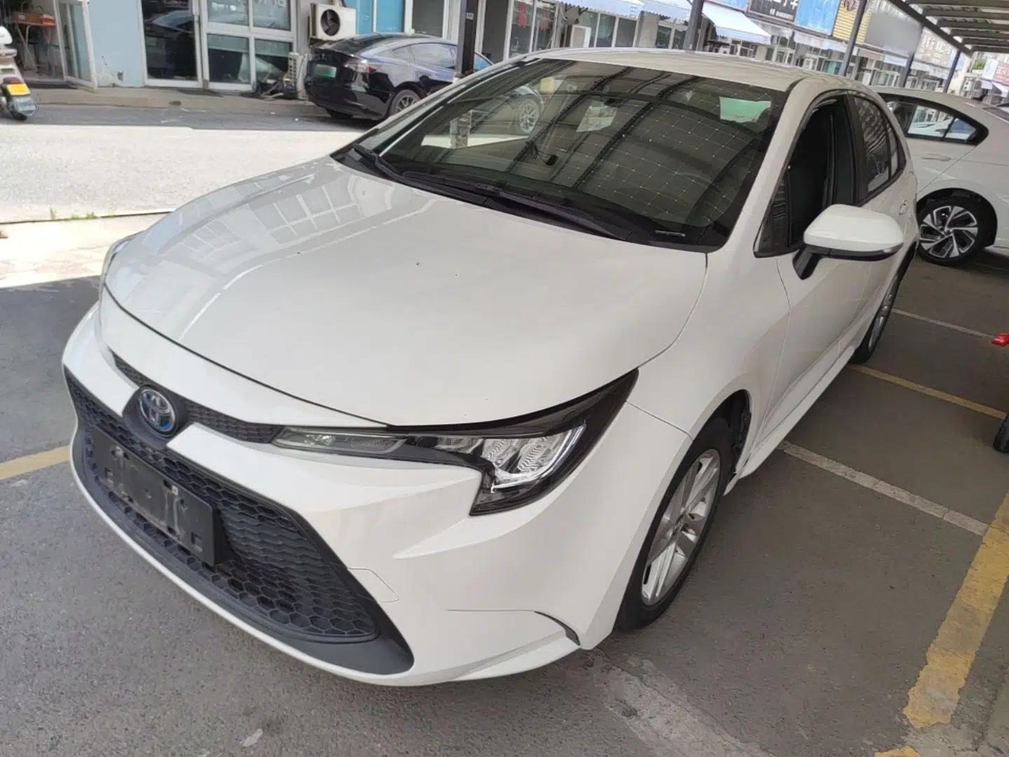 Toyota Levin 2022 Dual-Motor 1.8H E-CVT Leading Edition — миниатюра 1