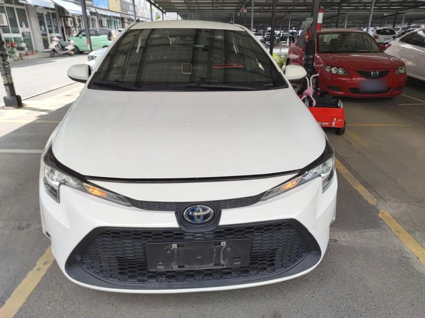 Toyota Levin 2022 Dual-Motor 1.8H E-CVT Leading Edition — миниатюра 2