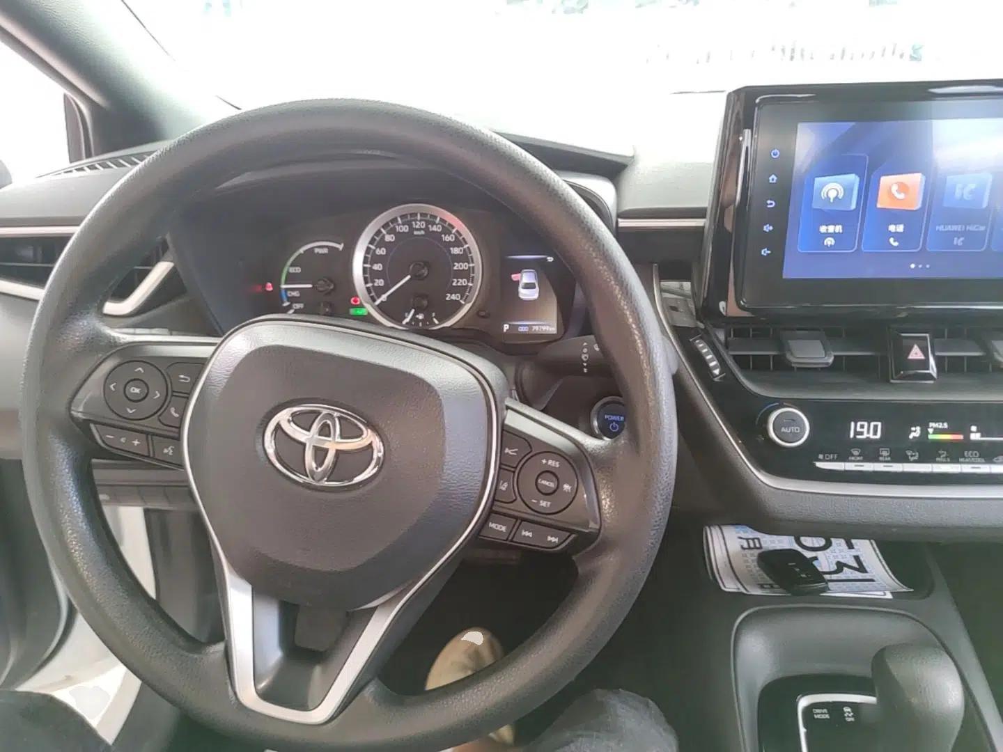 Toyota Levin 2022 Dual-Motor 1.8H E-CVT Leading Edition — миниатюра 17