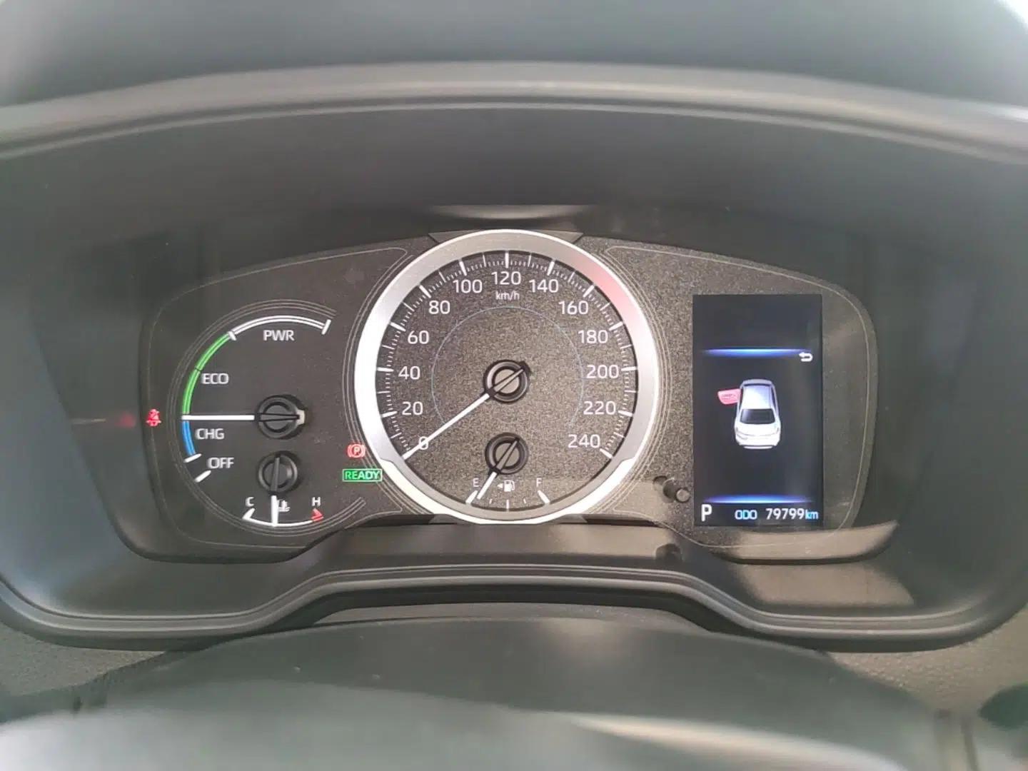 Toyota Levin 2022 Dual-Motor 1.8H E-CVT Leading Edition — миниатюра 19