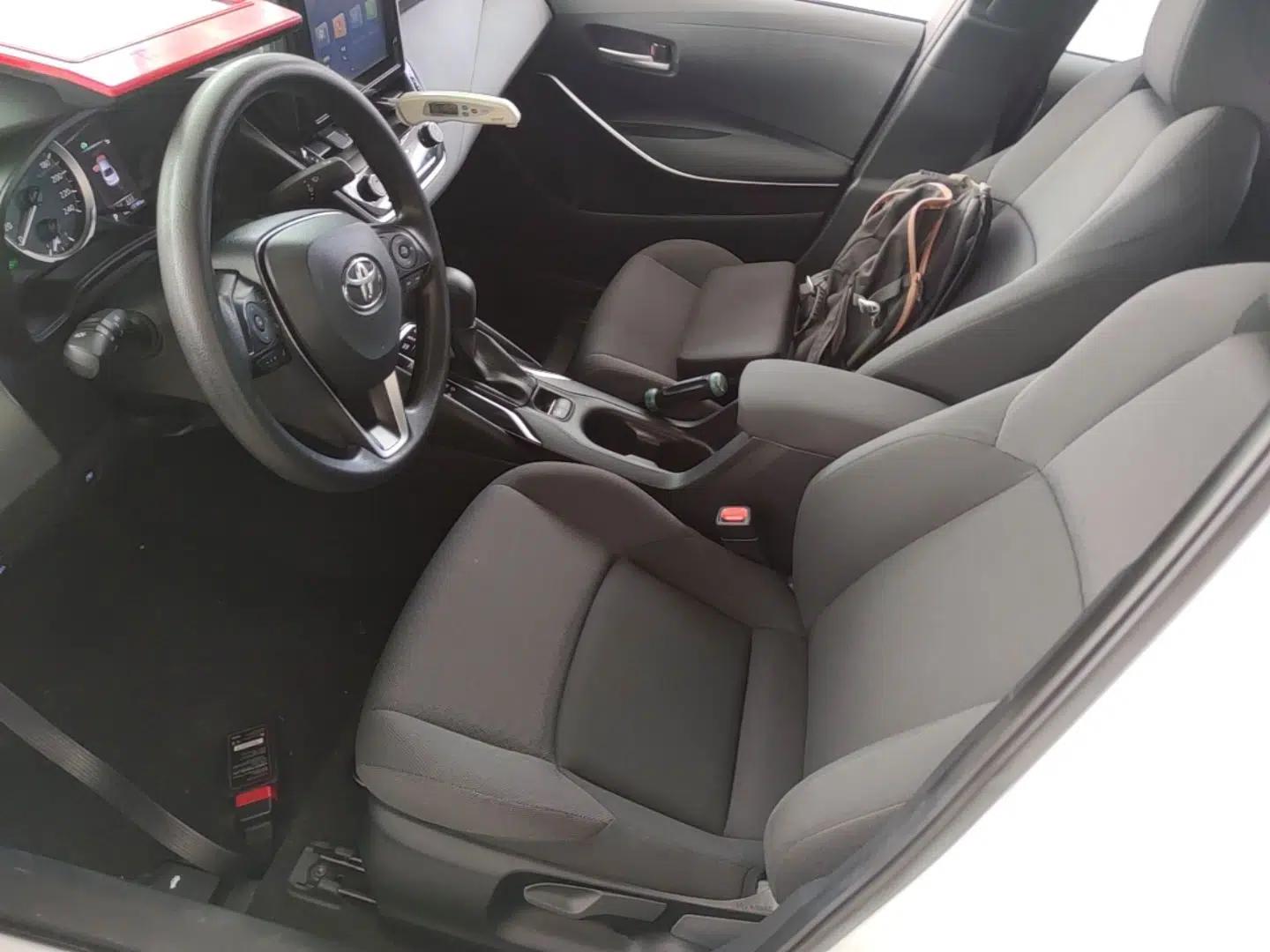 Toyota Levin 2022 Dual-Motor 1.8H E-CVT Leading Edition — миниатюра 22