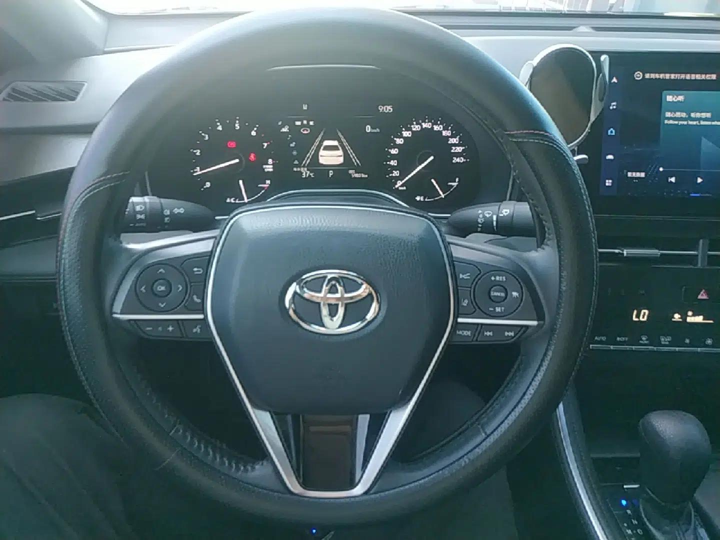 Toyota Avalon 2022 2.0L Luxury Edition — миниатюра 13