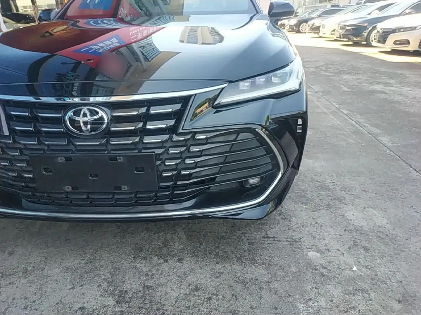 Toyota Avalon 2022 2.0L Luxury Edition — миниатюра 8