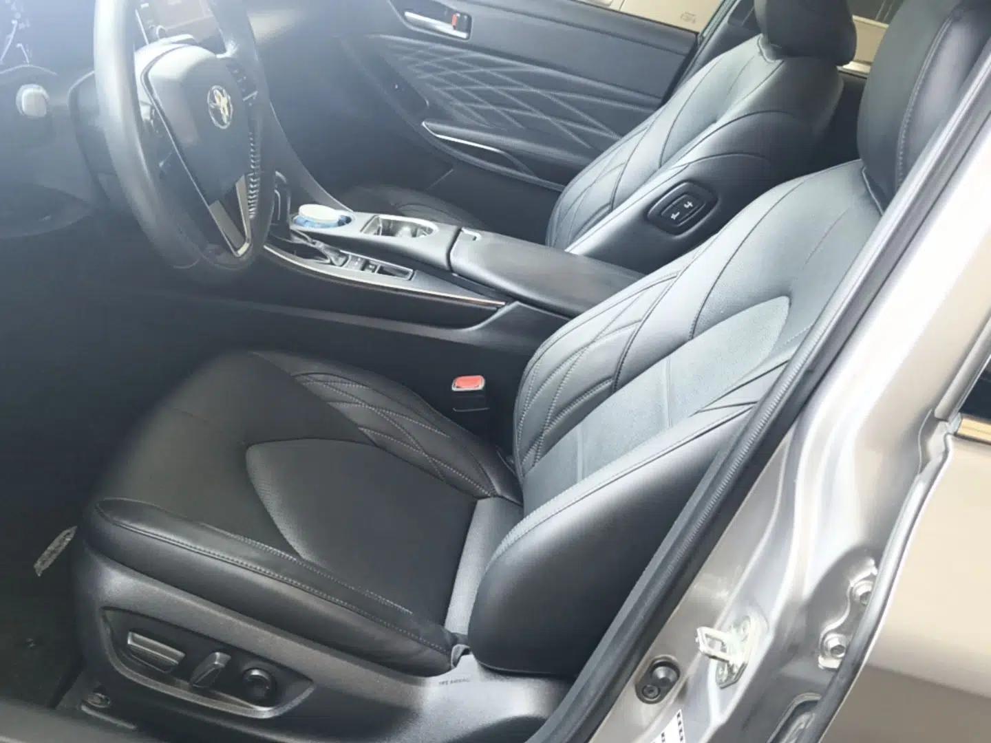 Toyota Avalon 2019 Dual-Engine 2.5L XLE Prestige Version China VI Standard — миниатюра 17