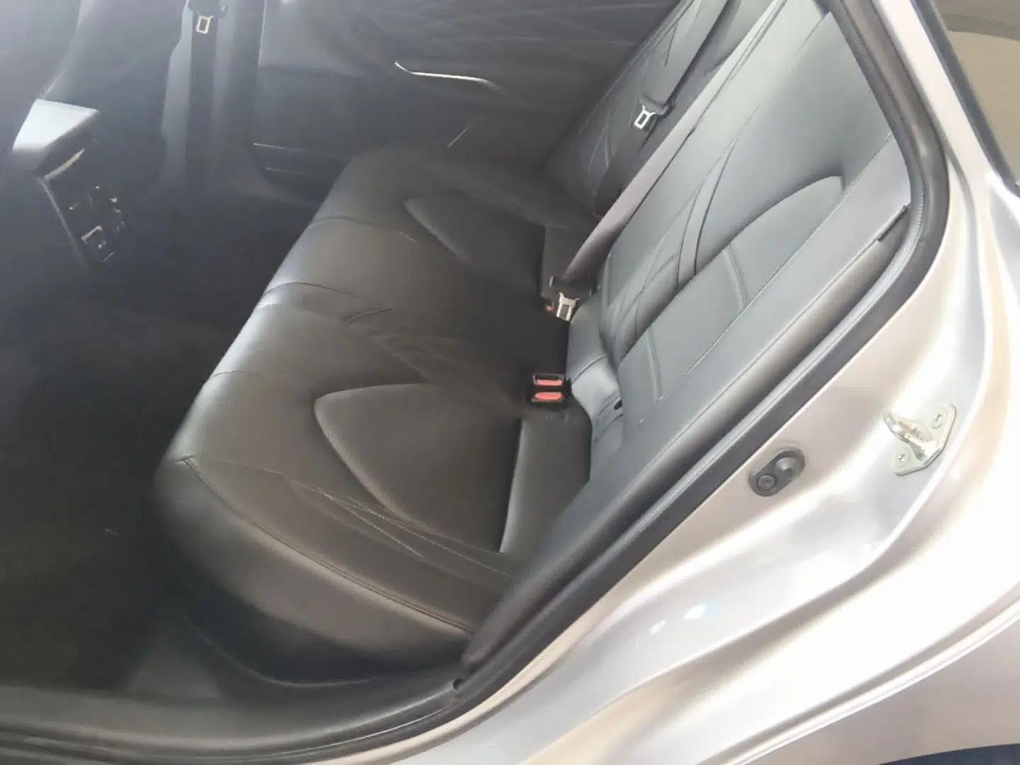Toyota Avalon 2019 Dual-Engine 2.5L XLE Prestige Version China VI Standard — миниатюра 20