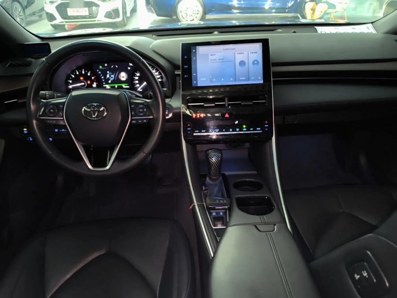 Toyota Avalon 2022 2.5L Luxury Edition — миниатюра 17