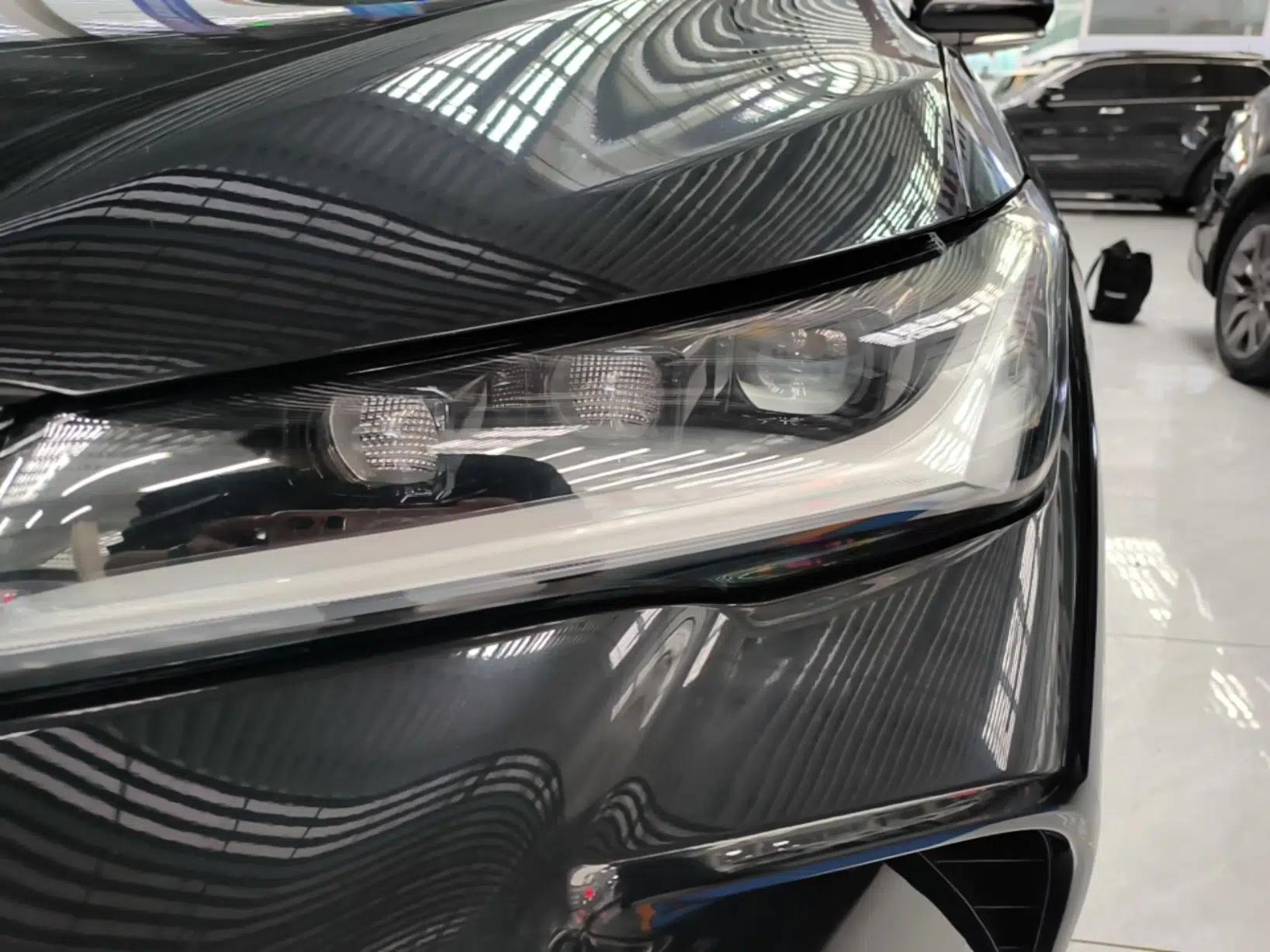 Toyota Avalon 2022 2.5L Luxury Edition — миниатюра 8