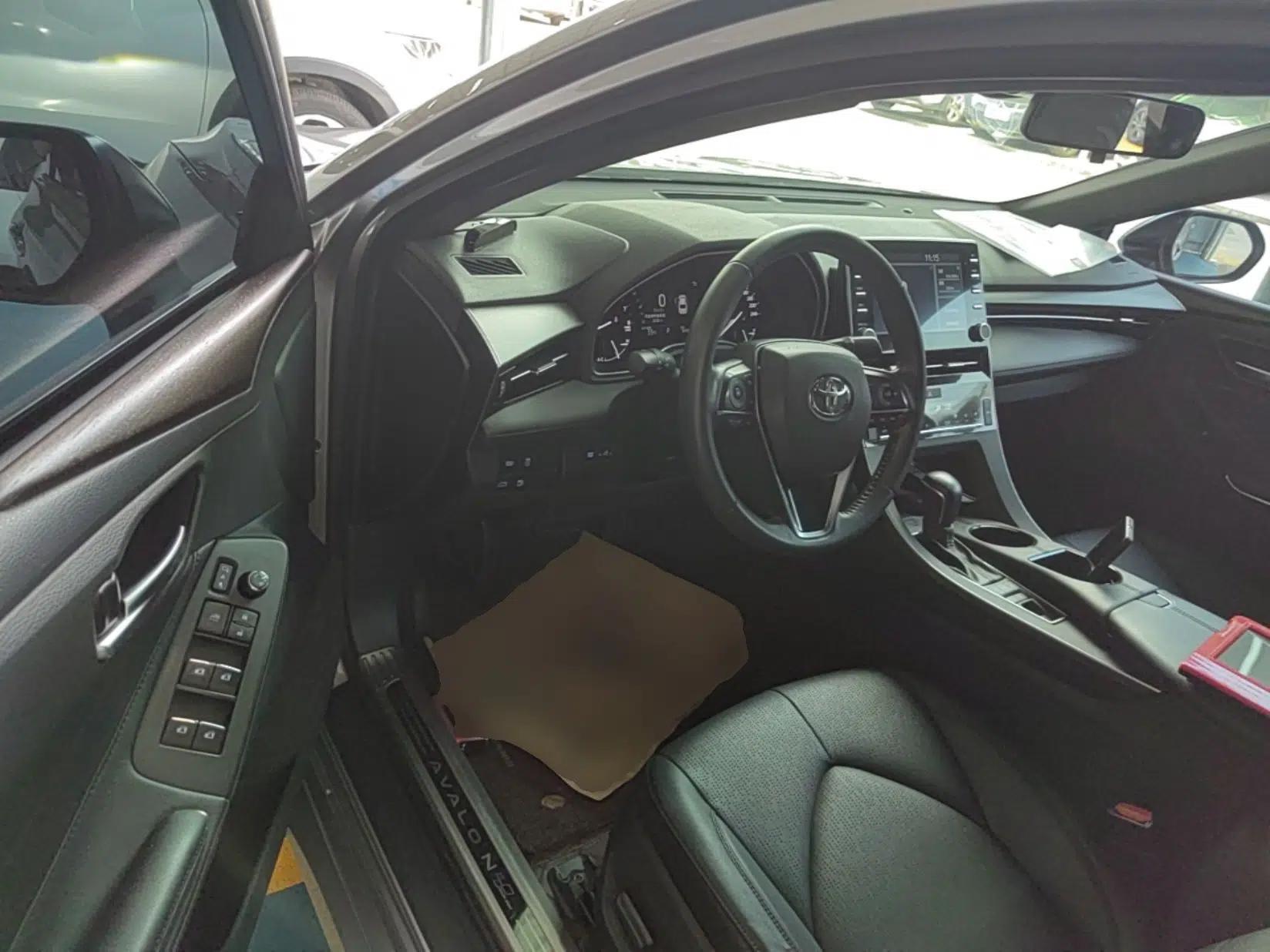 Toyota Avalon 2021 2.5L Luxury Edition — миниатюра 18