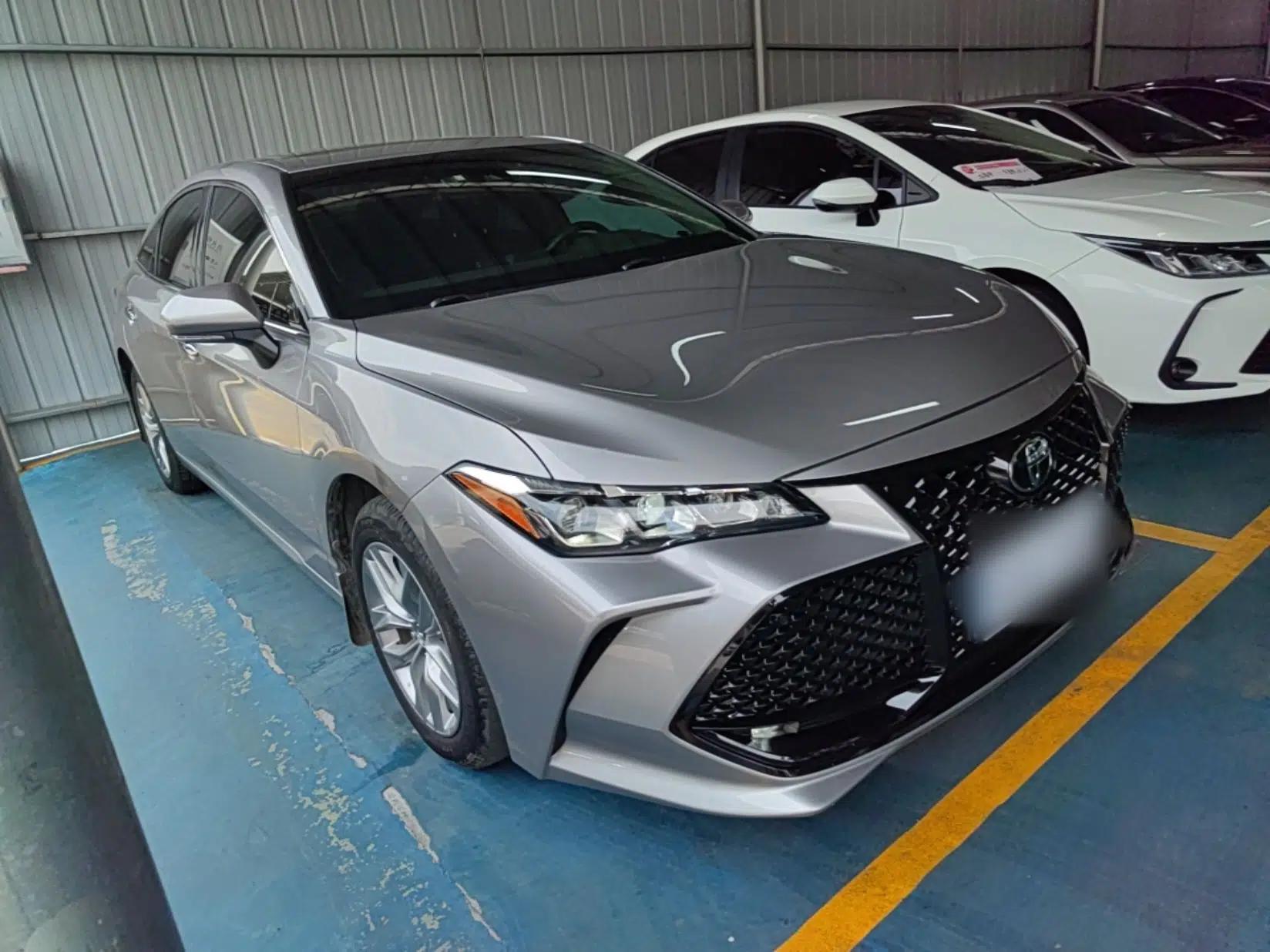 Toyota Avalon 2021 2.5L Luxury Edition — миниатюра 3