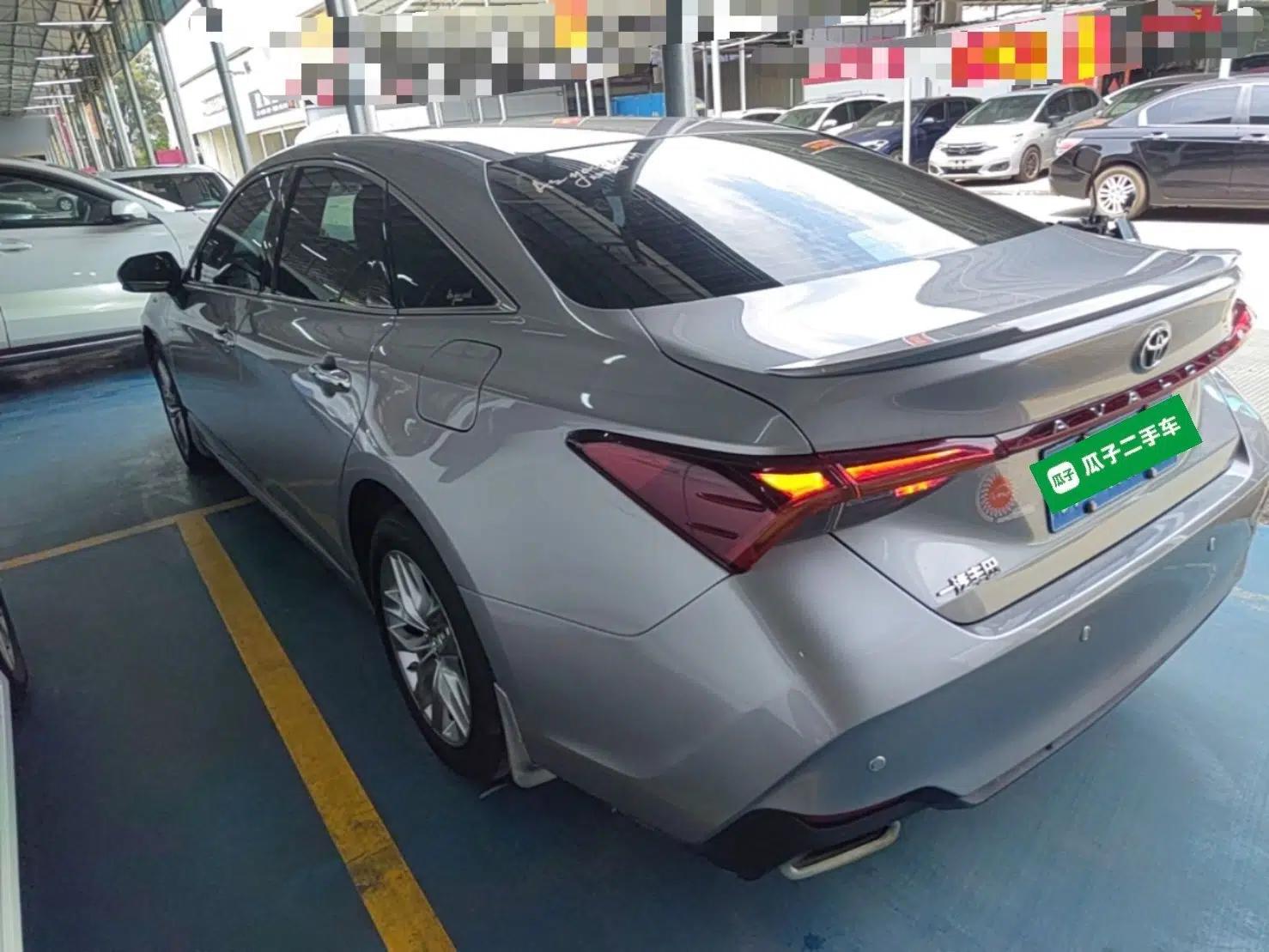Toyota Avalon 2021 2.5L Luxury Edition — миниатюра 4