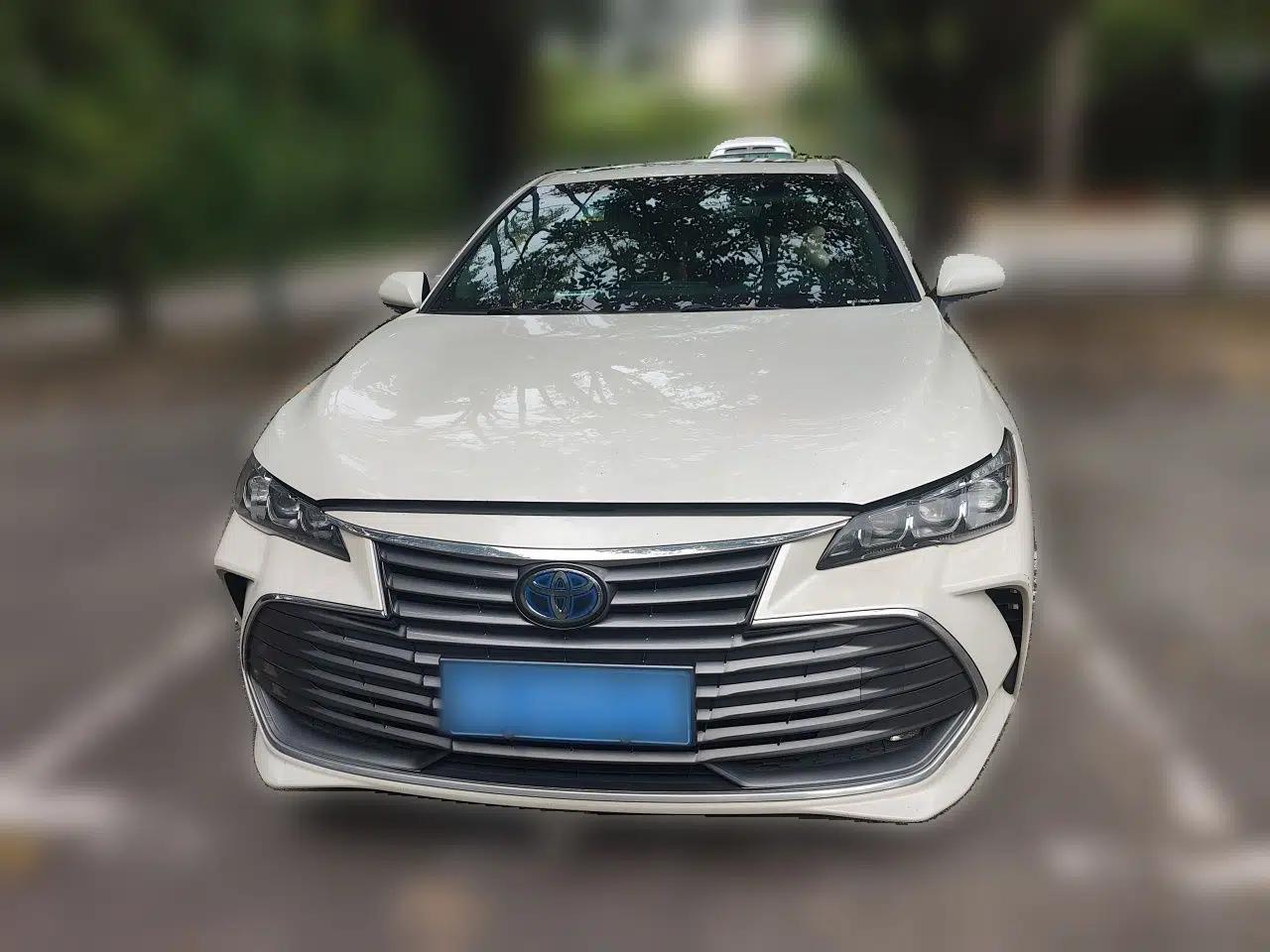 Toyota Avalon 2019 Dual-Engine 2.5L Luxury Edition China VI Standard — миниатюра 2