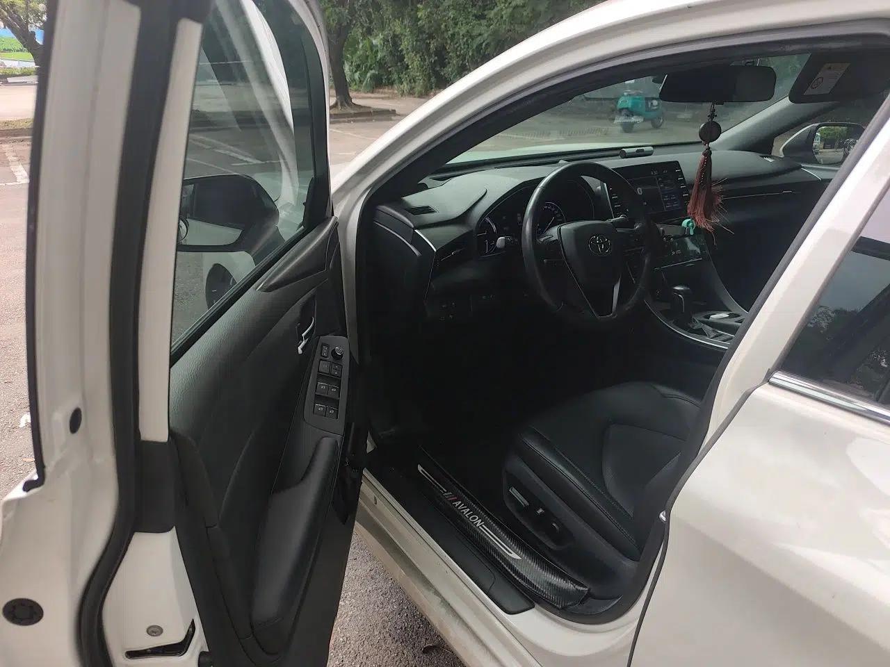 Toyota Avalon 2019 Dual-Engine 2.5L Luxury Edition China VI Standard — миниатюра 16