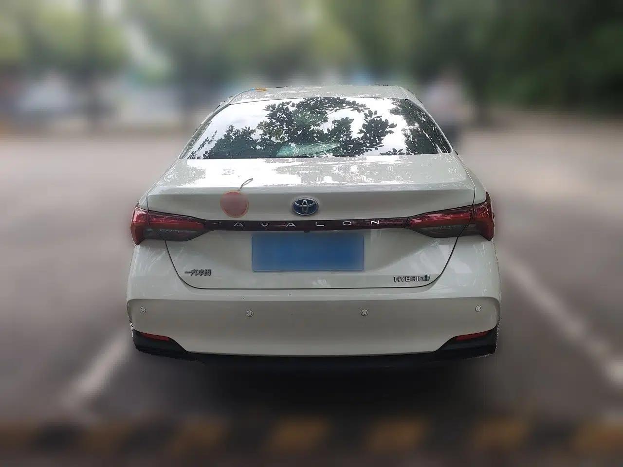 Toyota Avalon 2019 Dual-Engine 2.5L Luxury Edition China VI Standard — миниатюра 5