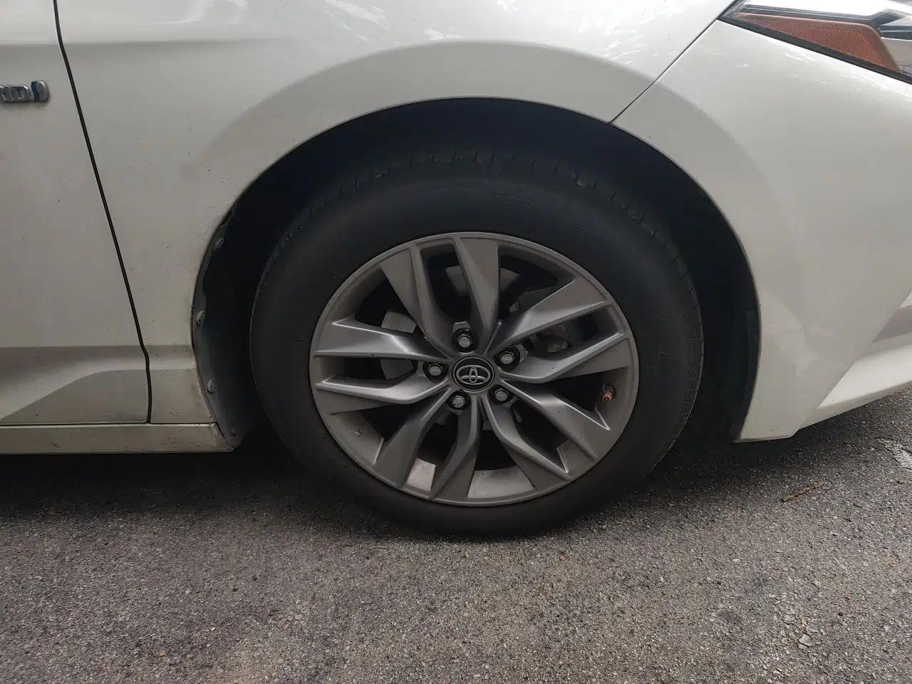 Toyota Avalon 2019 Dual-Engine 2.5L Luxury Edition China VI Standard — миниатюра 8