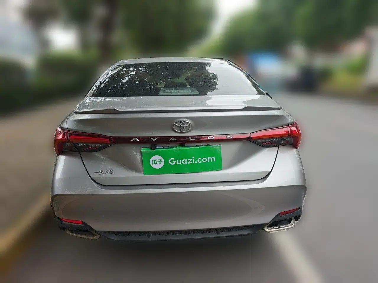Toyota Avalon 2019 2.5L Ambition Version China V Standard — миниатюра 5
