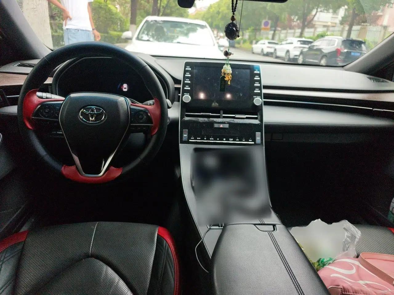 Toyota Avalon 2019 2.5L Ambition Version China V Standard — миниатюра 9