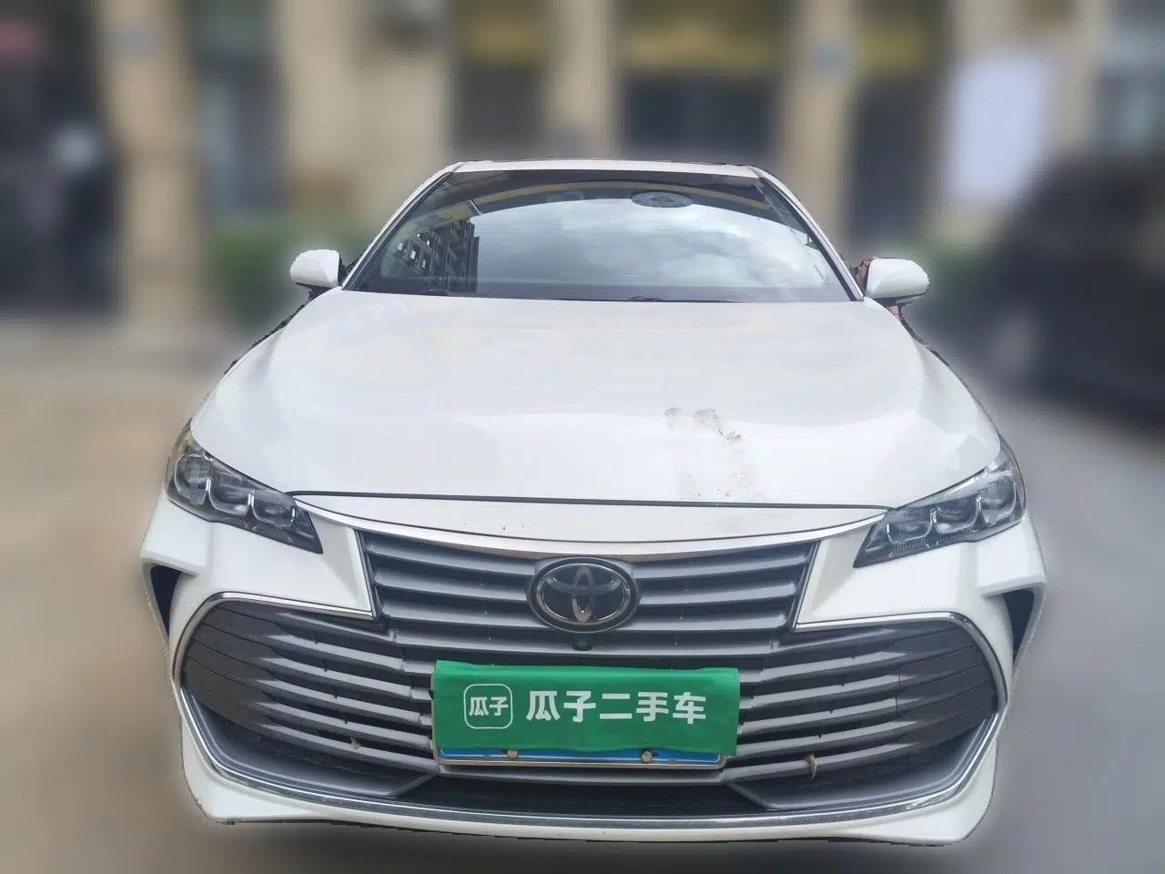 Toyota Avalon 2019 2.0L XLE Premium Edition China VI — миниатюра 2