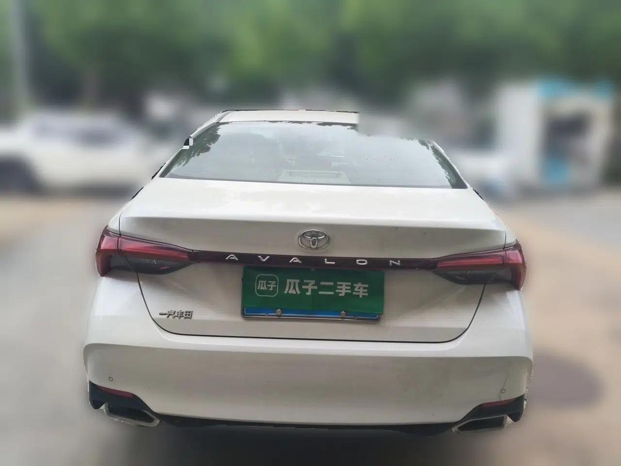 Toyota Avalon 2019 2.0L XLE Premium Edition China VI — миниатюра 5