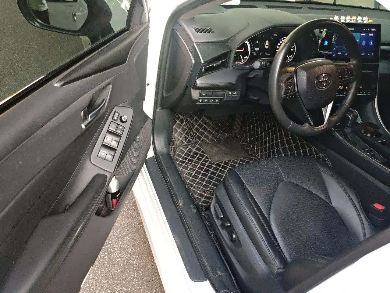 Toyota Avalon 2022 Dual-Engine 2.5L Luxury Edition — миниатюра 16