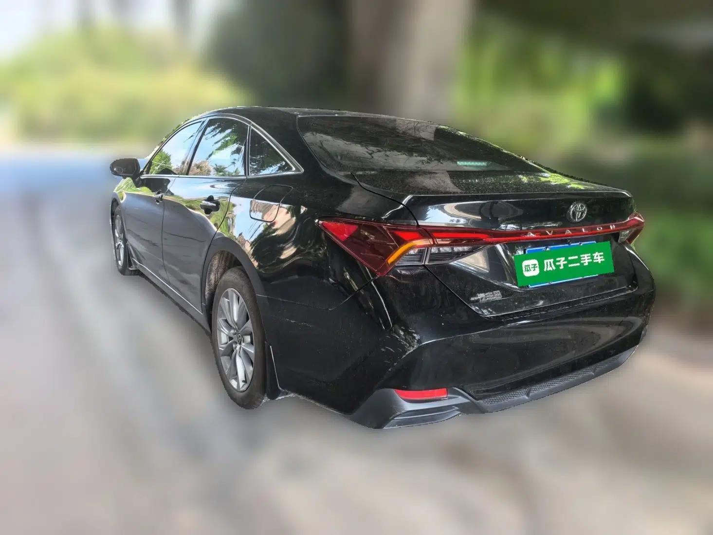 Toyota Avalon 2024 2.0L Premium Edition — миниатюра 4