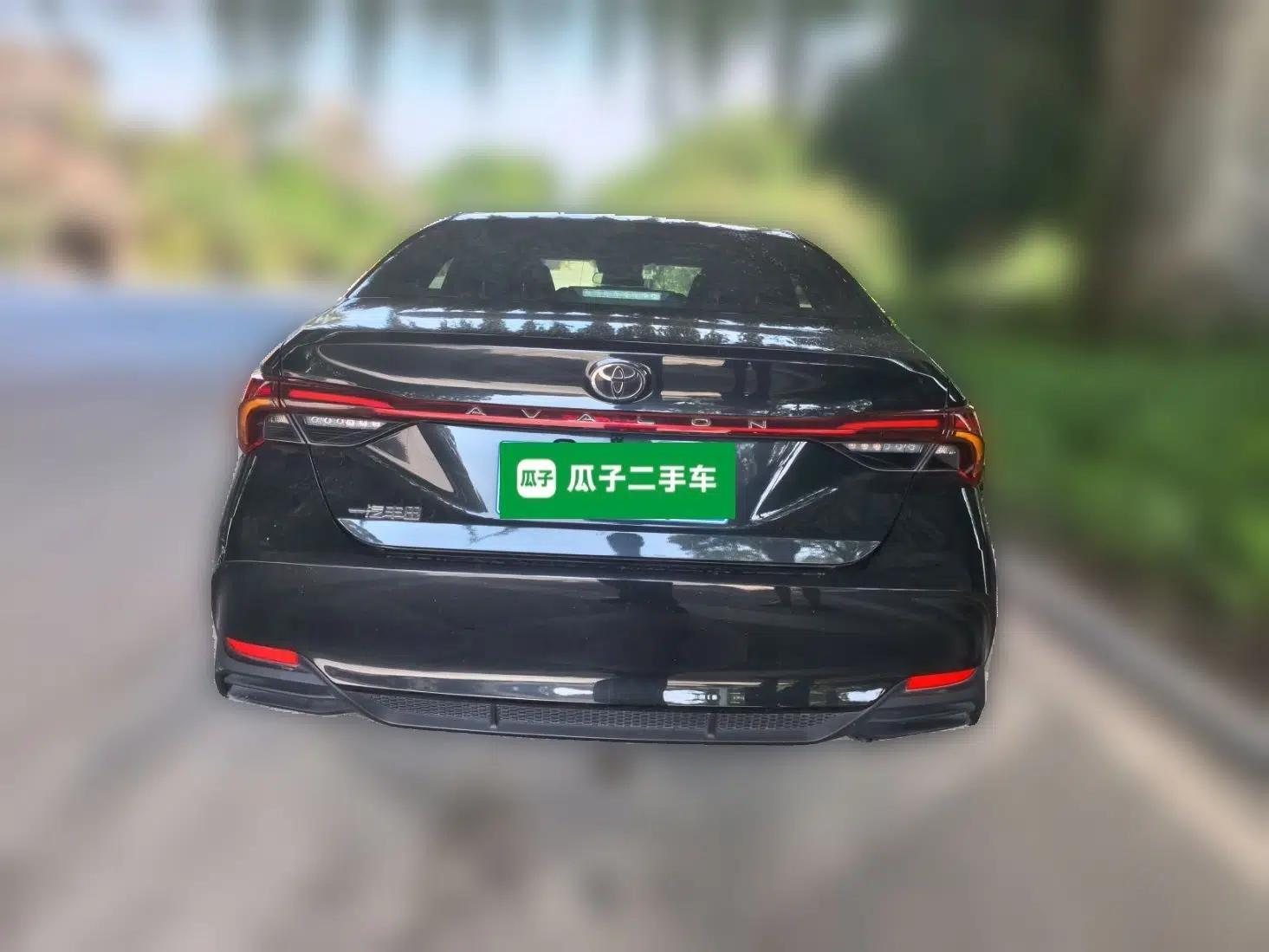Toyota Avalon 2024 2.0L Premium Edition — миниатюра 5