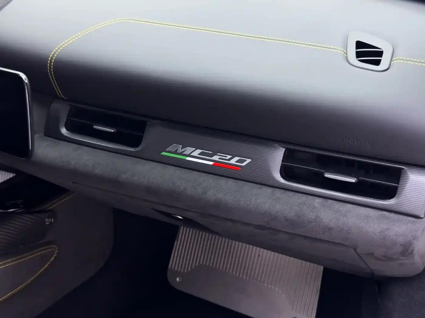 Maserati MC20 2020 3.0T Standard Edition — миниатюра 27