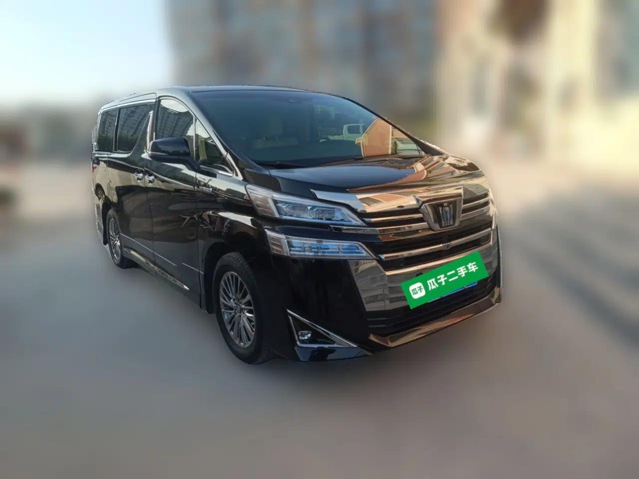 Toyota Vellfire 2021 Crown Dual-Engine 2.5L HV Prestige Edition — миниатюра 3