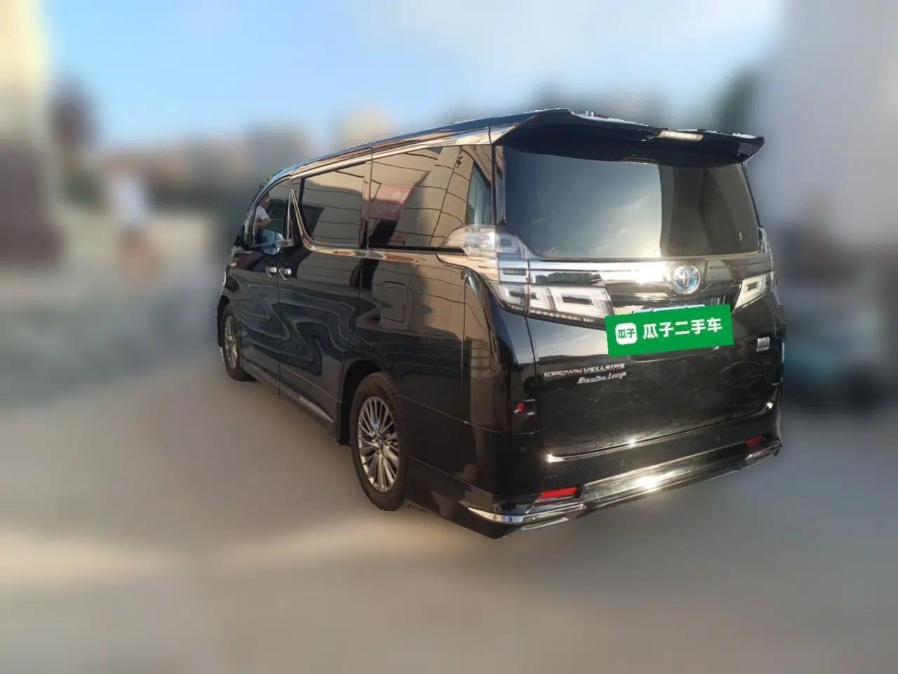 Toyota Vellfire 2021 Crown Dual-Engine 2.5L HV Prestige Edition — миниатюра 4