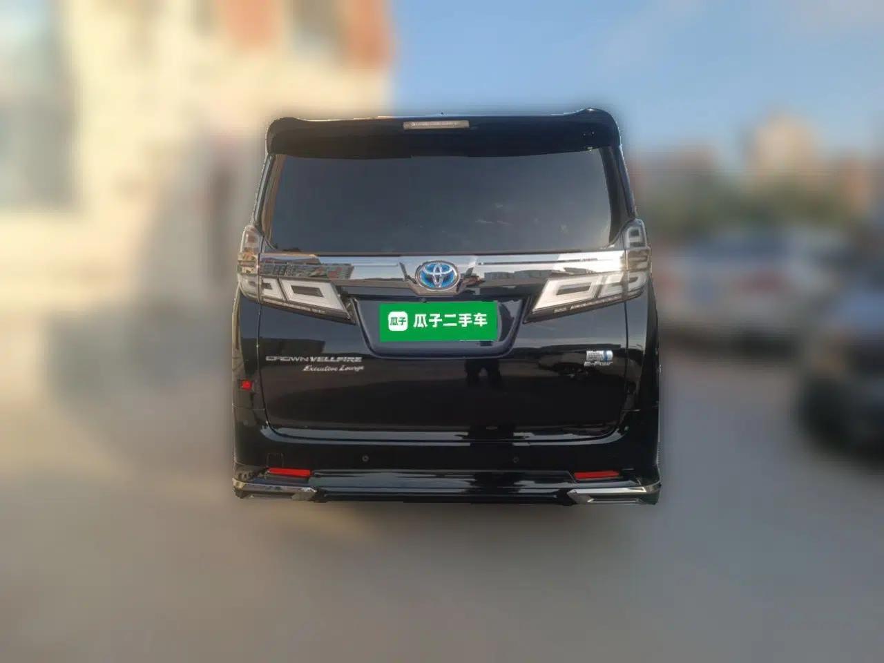Toyota Vellfire 2021 Crown Dual-Engine 2.5L HV Prestige Edition — миниатюра 5