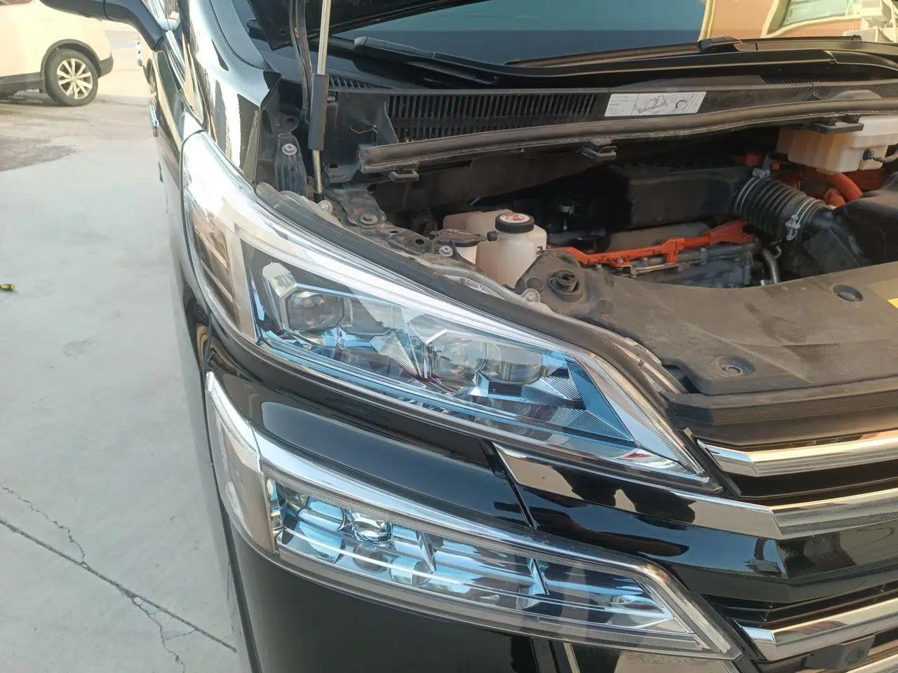 Toyota Vellfire 2021 Crown Dual-Engine 2.5L HV Prestige Edition — миниатюра 7